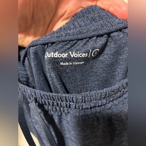 Outdoor Voices CloudKnit Sweatpants in Navy , size Small - Picture 9 of 10